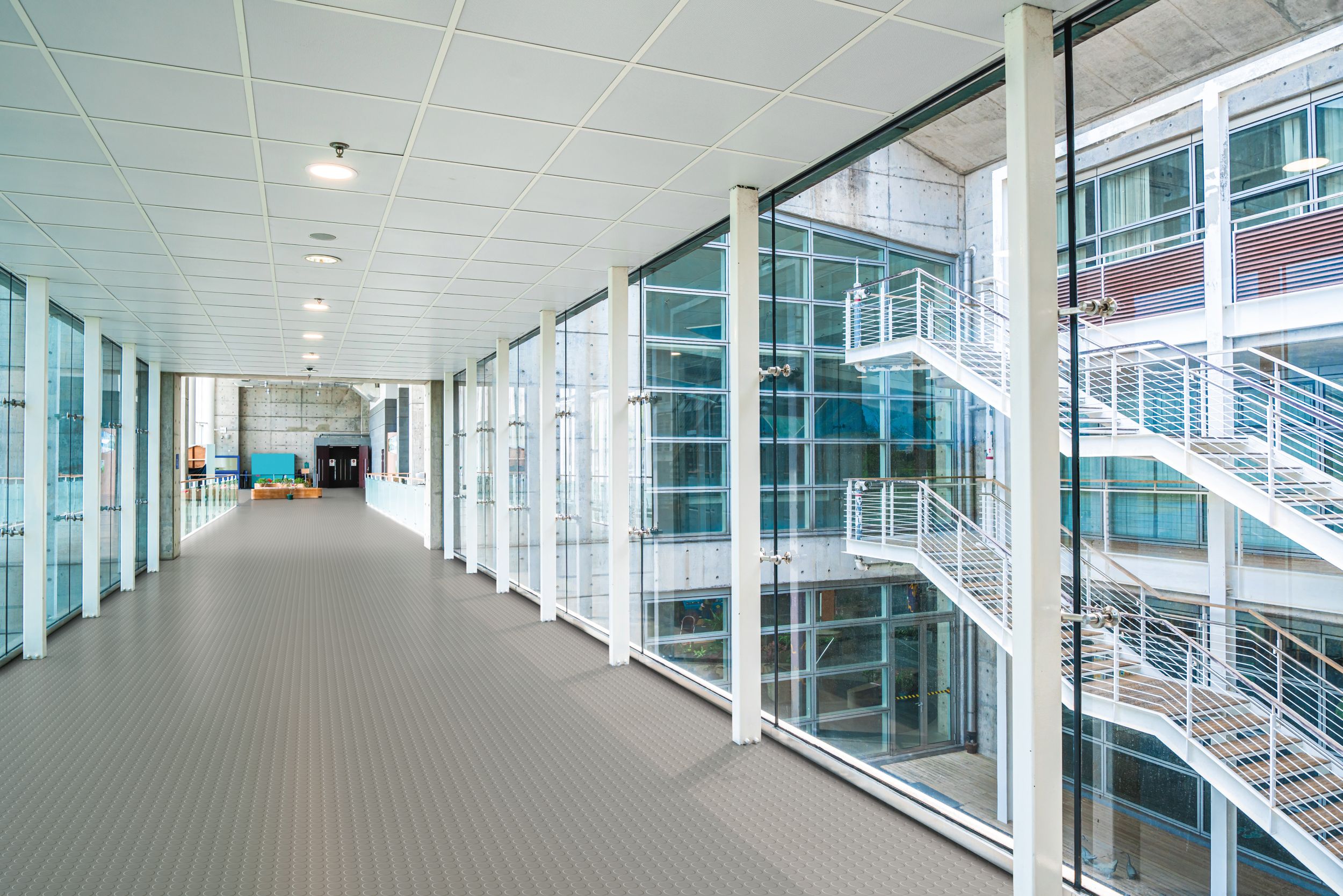 image norament 825/926 rubber flooring in modern building corridor numéro 9